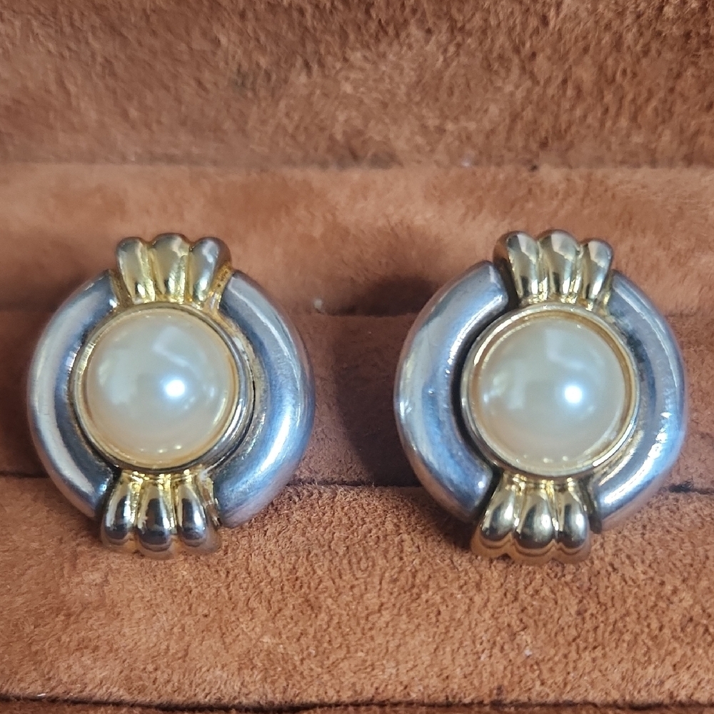 Vintage Signed Jesara Sterling Silver,Goldplated Faux Pearl Clip-on Earrings 🔥